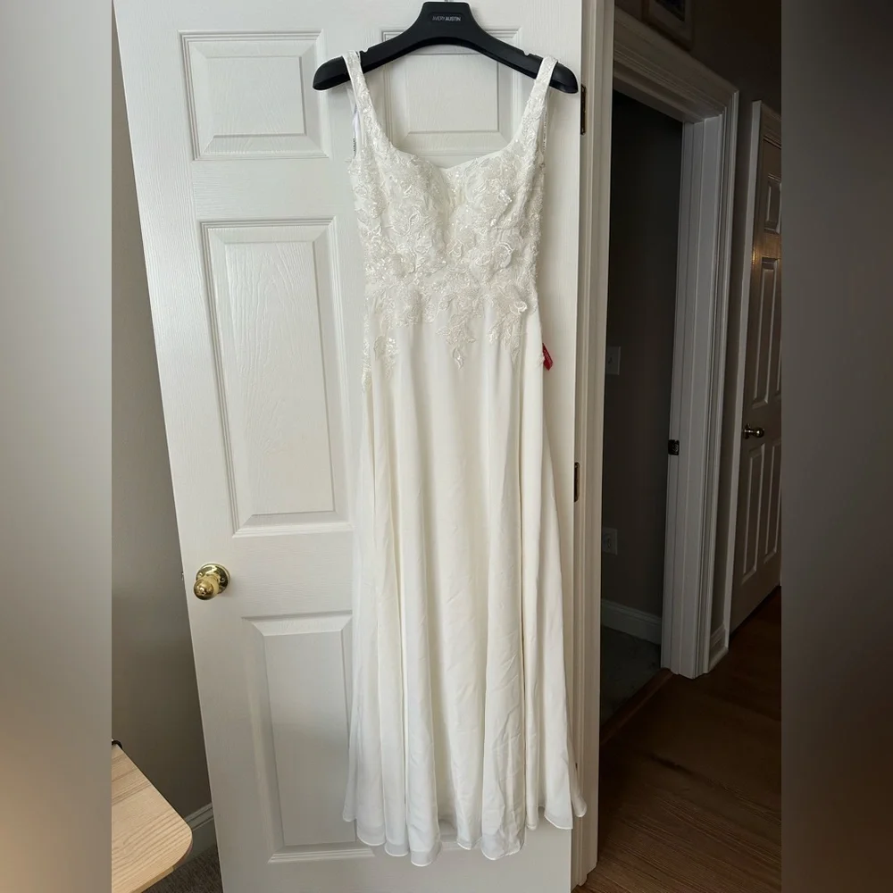 Scarlett White Chiffon A-Line Wedding Dress - Picture 5 of 13